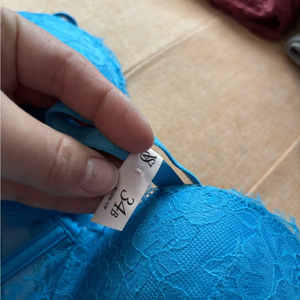 Bra bundle - Picture 2 of 15